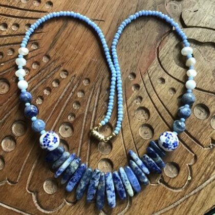 Sodalite nuggets on wire necklace